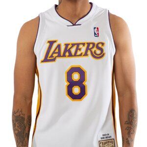 Men's Mitchell & Ness Kobe Bryant White Los Angeles Lakers 2003-04 Hardwood Clas